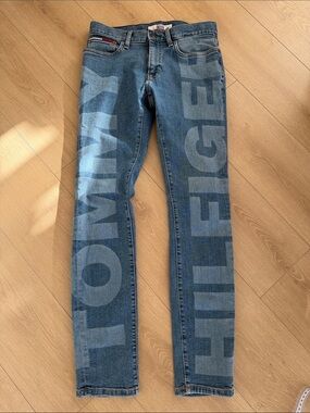 Tommy Hilfiger Men's Blue Logo-Print Slim Jeans With Excellent C Size 28*32L